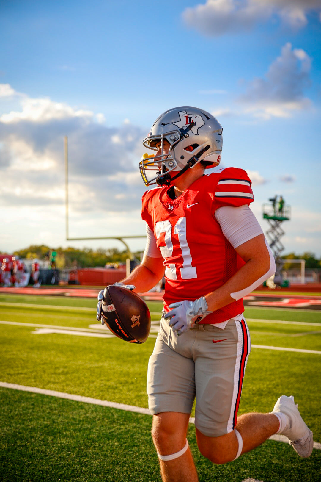 Player Showing Image